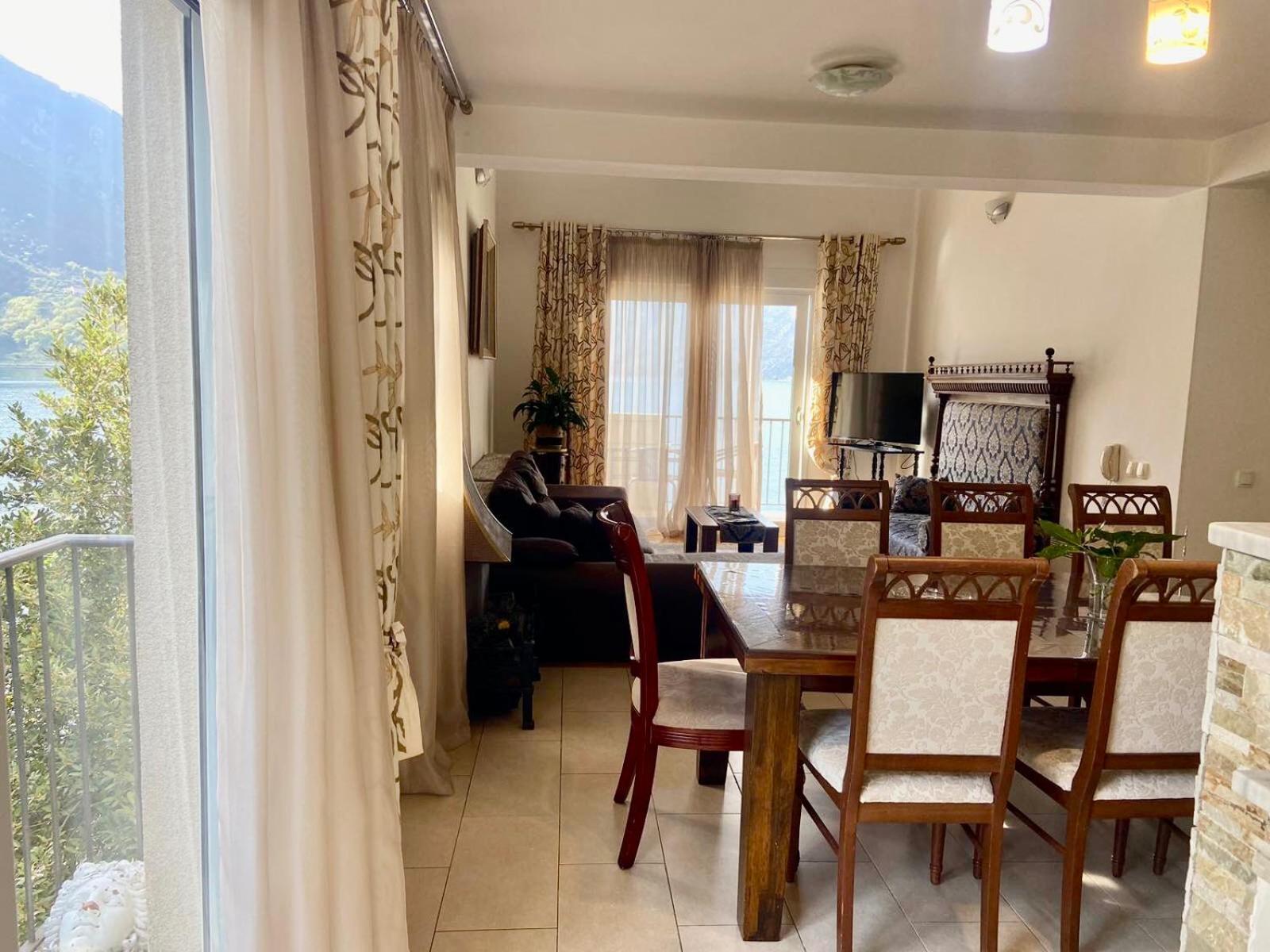 Apartment Ivanisevic 2 كوتور المظهر الخارجي الصورة